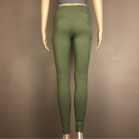 Pineapple Clothing Side Pockets Workout Leggings - Picture 7 of 7